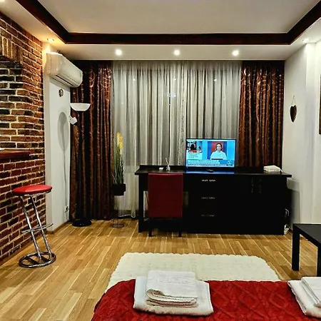 Tantra 5 Magheru Apartment
